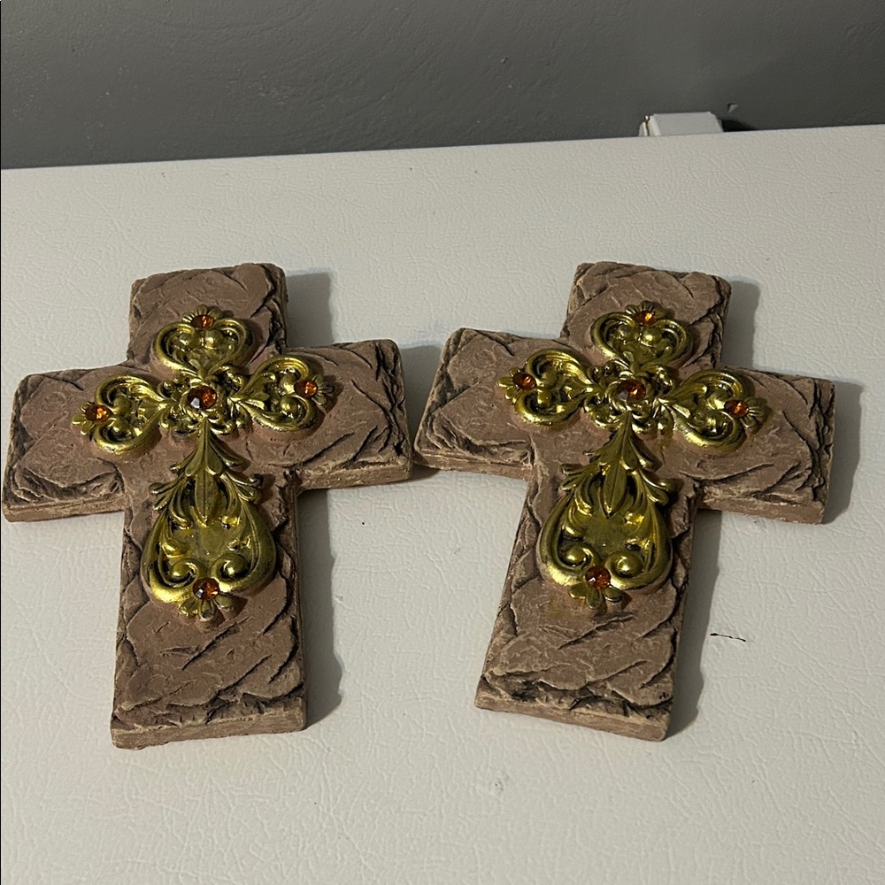 Decorative Gold and Brown Cross Set